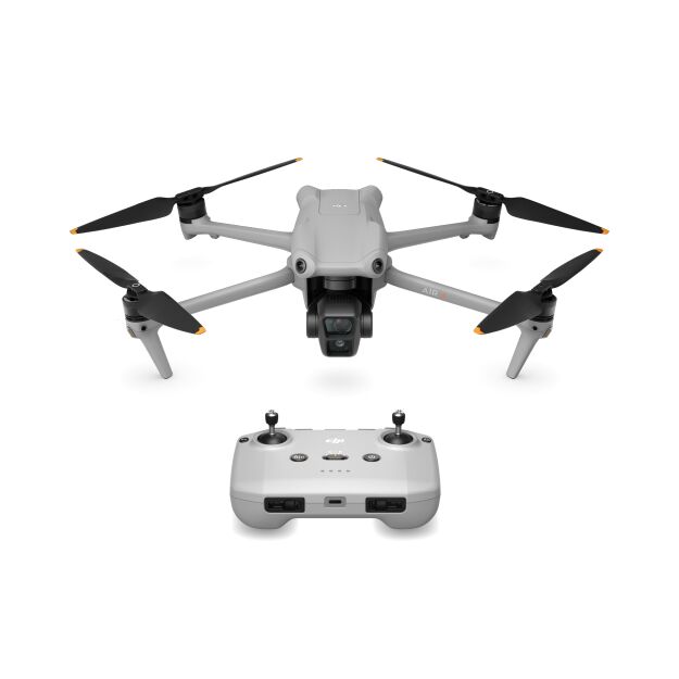 DJI AIR 3 z aparaturą sterującą RC-N2